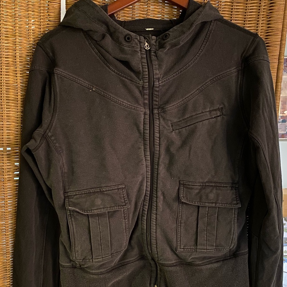 Lululemon sweater